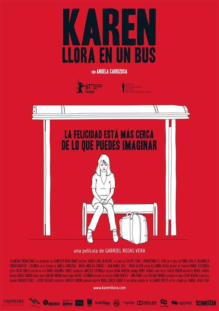 Karen llora en un bus